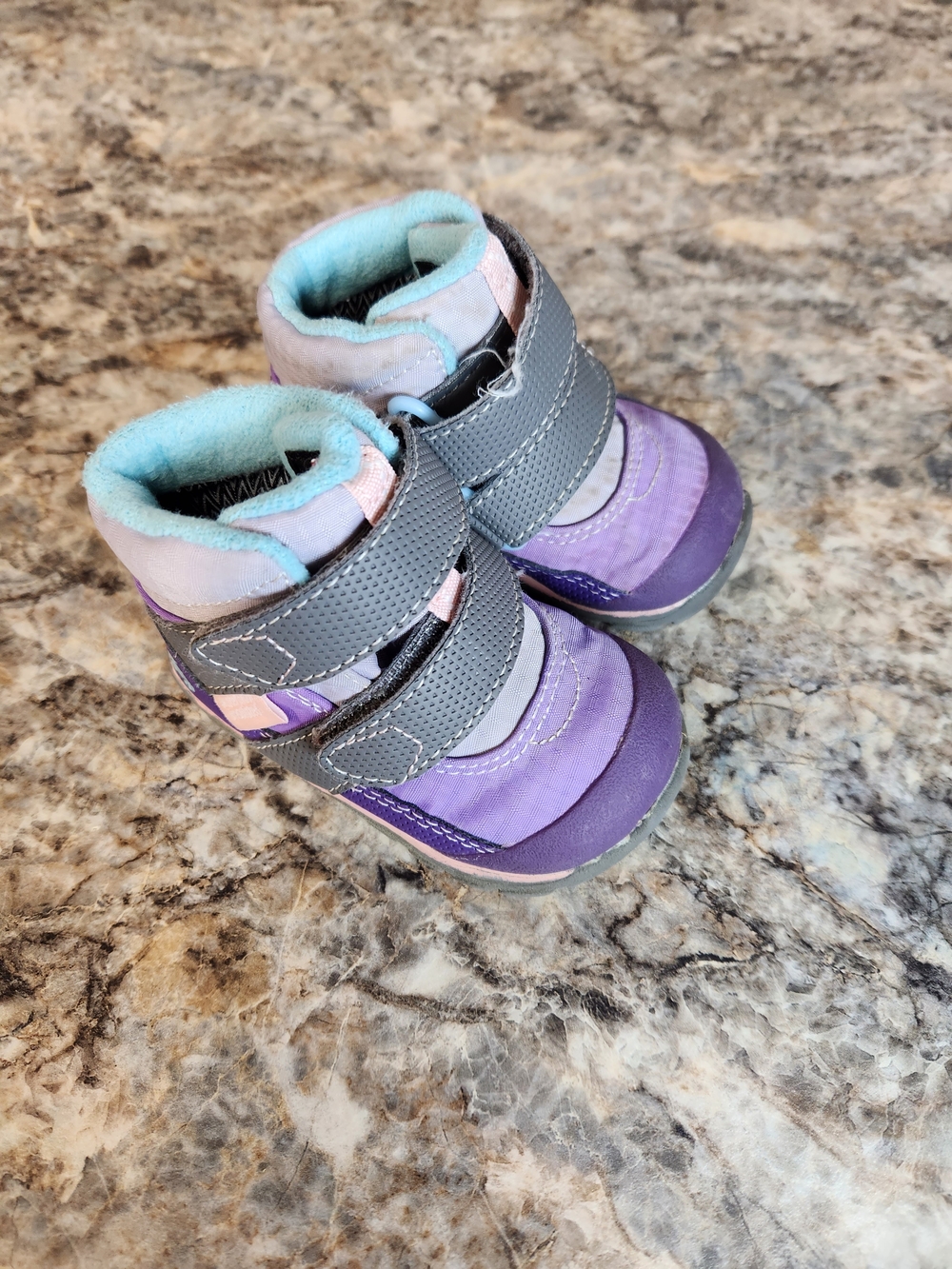 See Kai Run Baby Insulated Water Resistant Hook & Loop Colorblock Booties Size 4